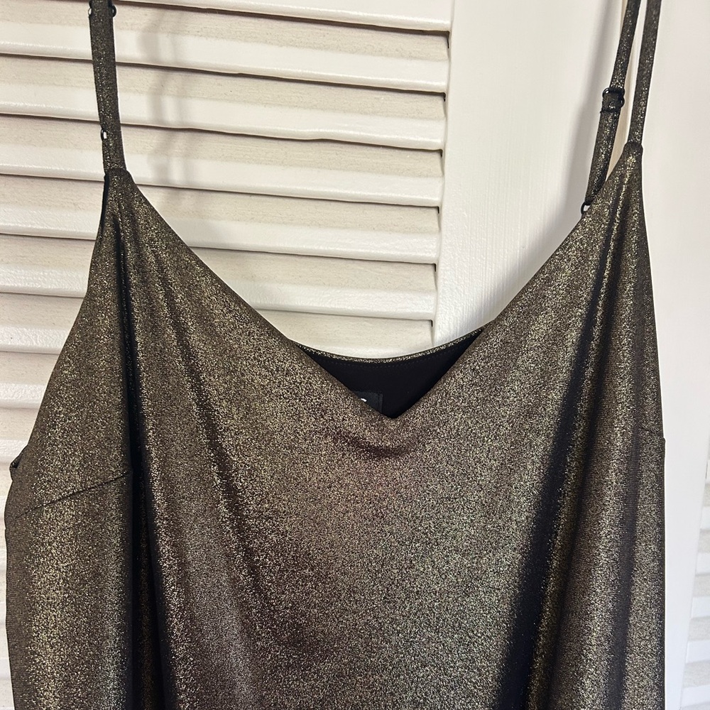 Like new Express cami - Picture 3 of 4